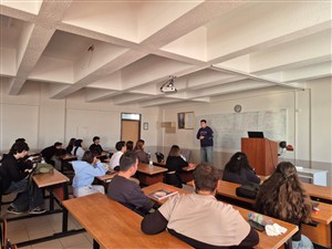 Tecrübeli Öğrenciler Erasmus Hareketliliği Deneyimlerini Paylaştı